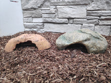 Carica l'immagine nel visualizzatore di Gallery, Cueva para reptiles
