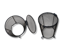 Carica l'immagine nel visualizzatore di Gallery, Jaula metálica de protección para bombillas - ReptilHábitat
