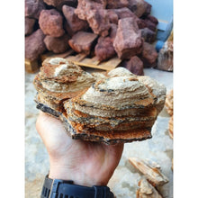 Carica l'immagine nel visualizzatore di Gallery, Piedra natural - Multilayer Red
